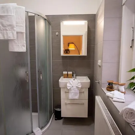 Cozy Flat In Center
